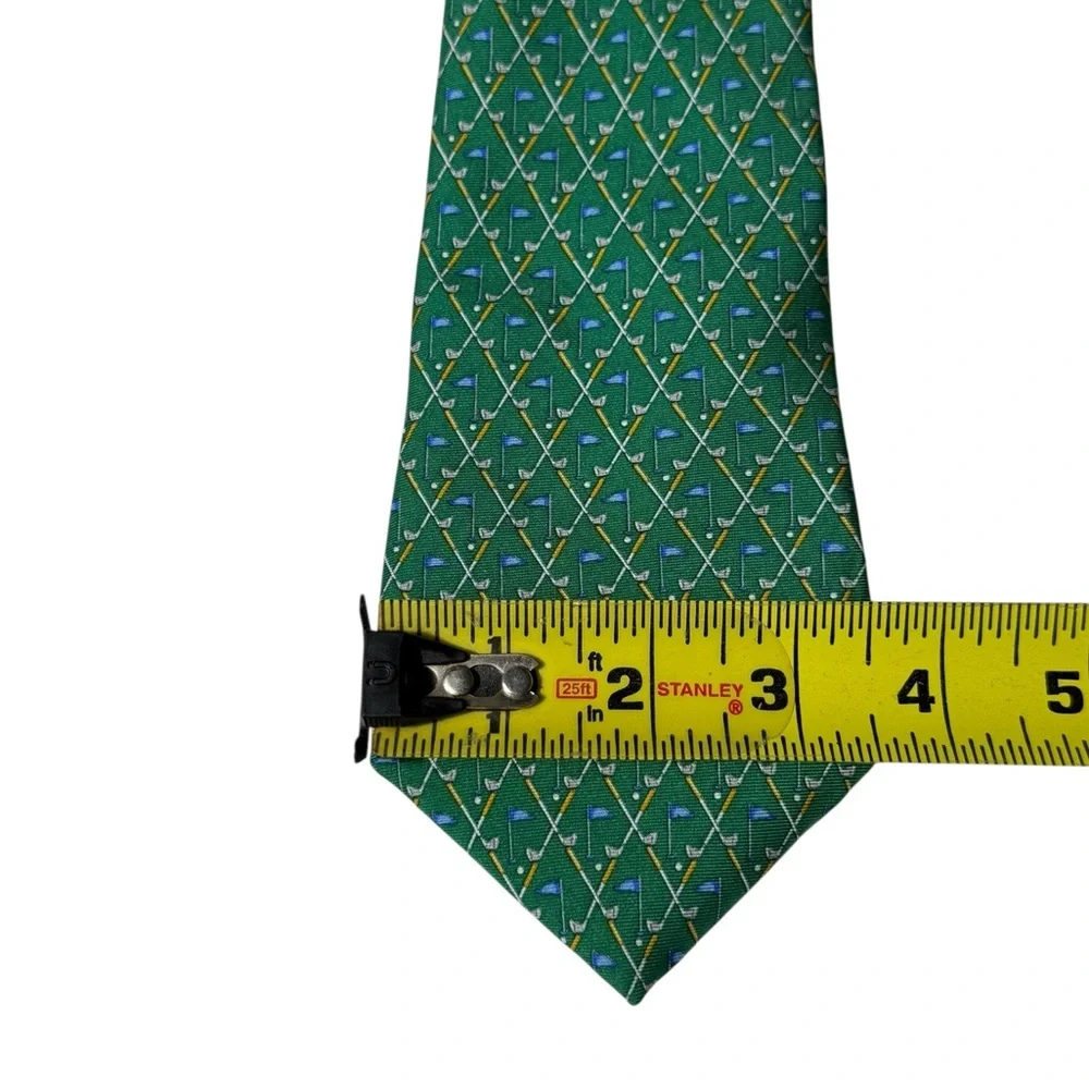 Brooks Brothers Country Club Silk Tie Green Golf Club Golf Flag Print Business